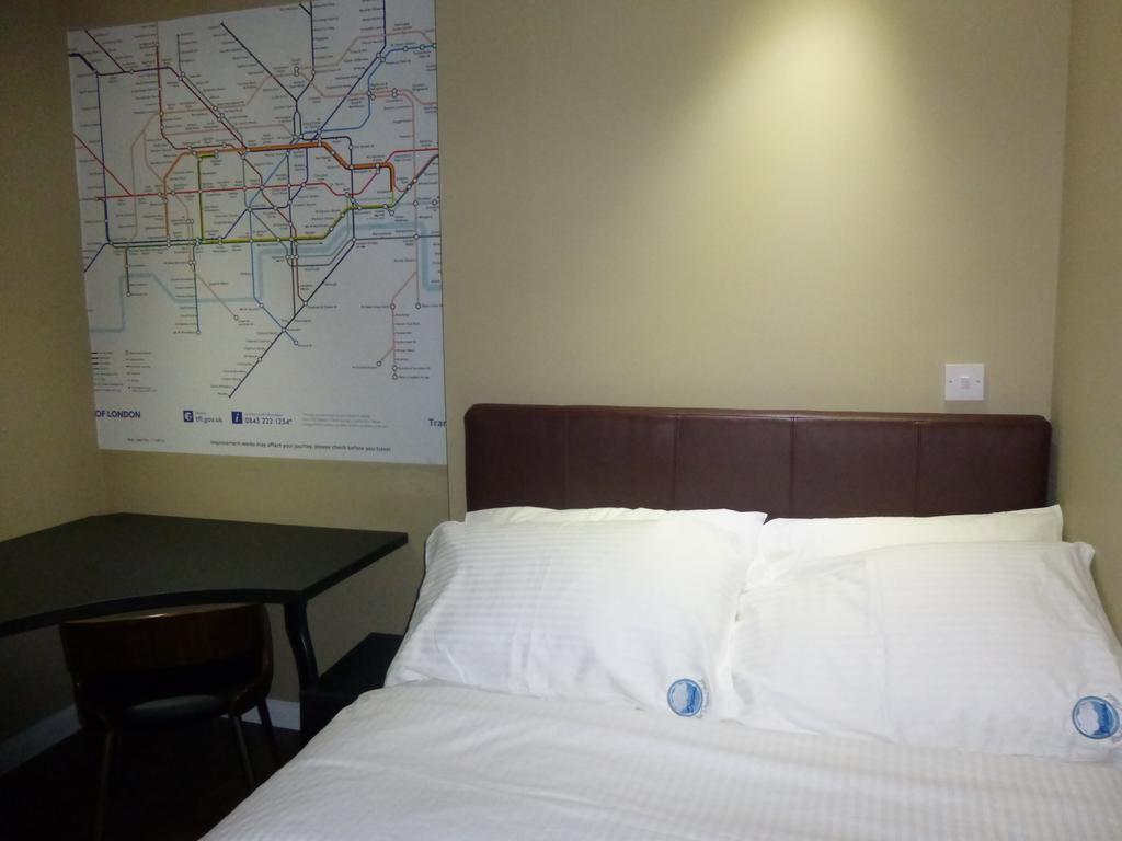 Dreams Hotel Barking  Quarto foto